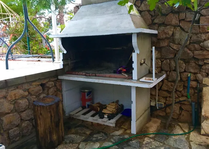 House Helena Holiday home